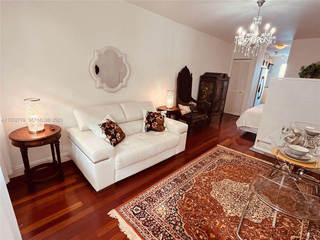 1340 Drexel Ave 406, Miami Beach, FL 33139