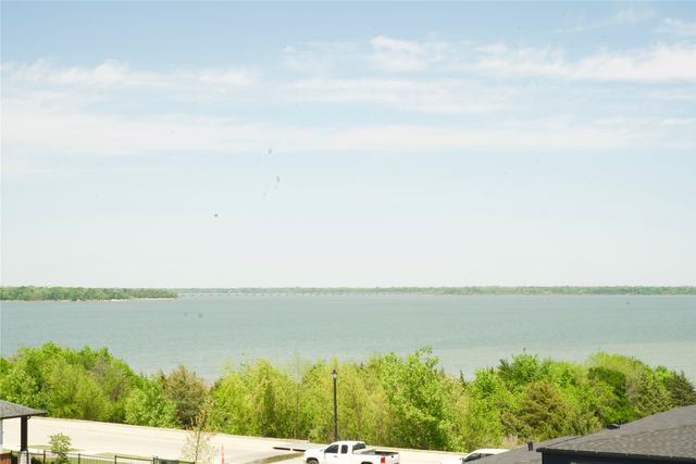 1325 Heavenly Place, St Paul, TX 75098