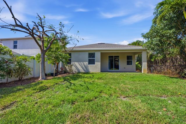4010 Tomoka Drive, Lake Worth, FL 33462