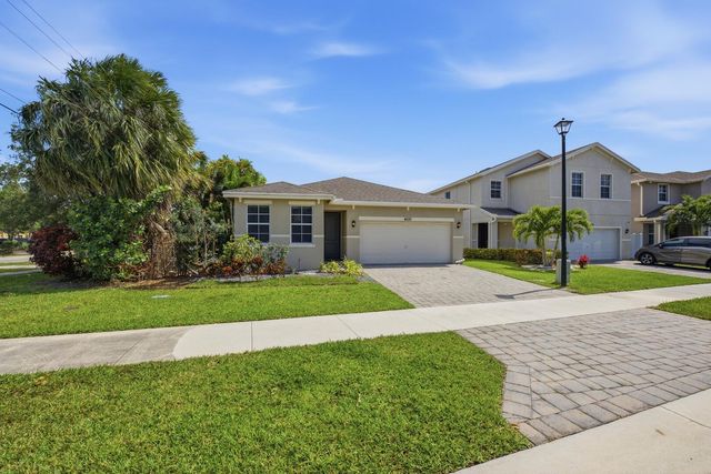 4010 Tomoka Drive, Lake Worth, FL 33462