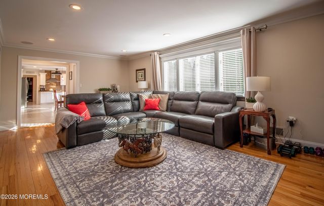 3 Kelton Place, Manalapan, NJ 07726