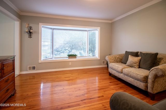 3 Kelton Place, Manalapan, NJ 07726