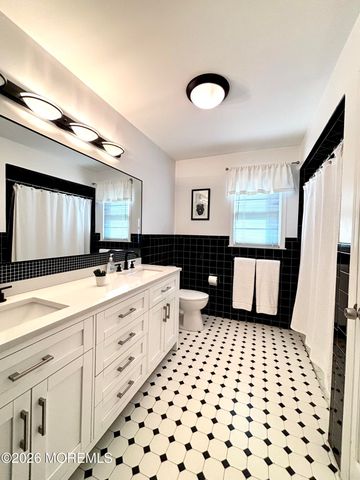 3 Kelton Place, Manalapan, NJ 07726