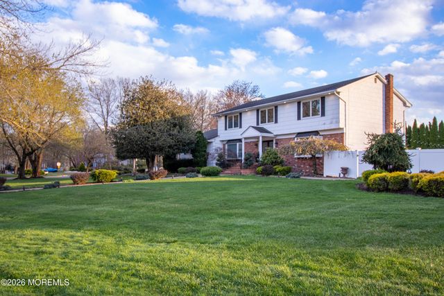3 Kelton Place, Manalapan, NJ 07726
