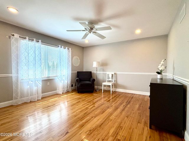 3 Kelton Place, Manalapan, NJ 07726