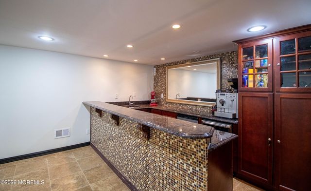 3 Kelton Place, Manalapan, NJ 07726