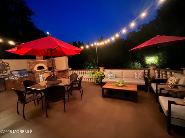 3 Kelton Place, Manalapan, NJ 07726