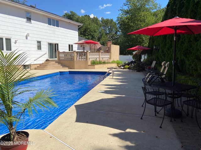 3 Kelton Place, Manalapan, NJ 07726