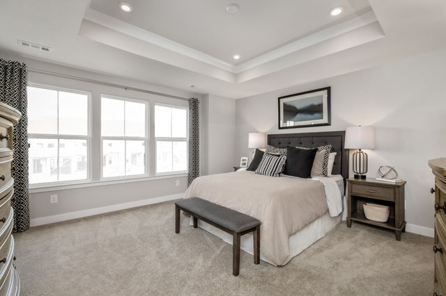 386 Tompkins Ln, Gallatin, TN 37066