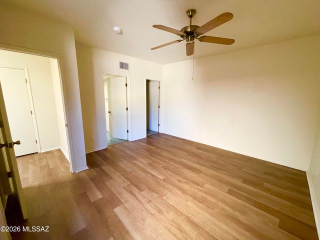 2415 W Calle Retana, Tucson, AZ 85745