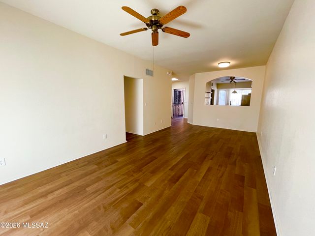 2415 W Calle Retana, Tucson, AZ 85745