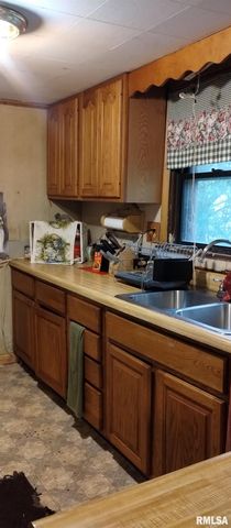 2129 N 16TH Street, Springfield, IL 62702