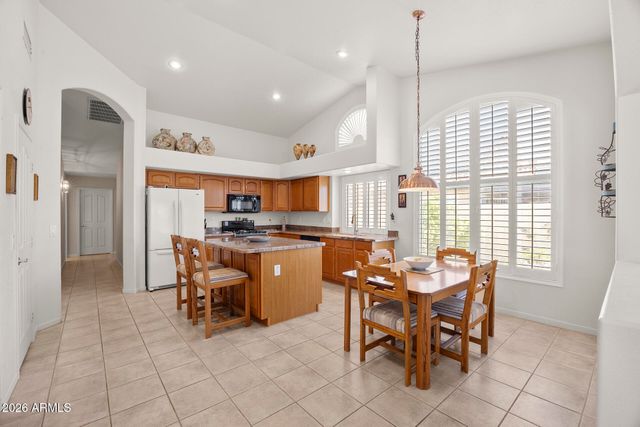 12435 W MONTE VISTA Road, Avondale, AZ 85392