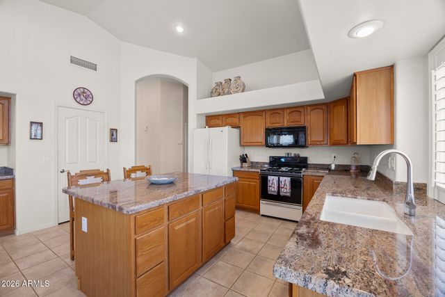 12435 W MONTE VISTA Road, Avondale, AZ 85392