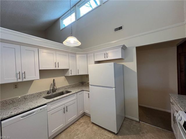 1337 Cypress PL, Chesapeake, VA 23320