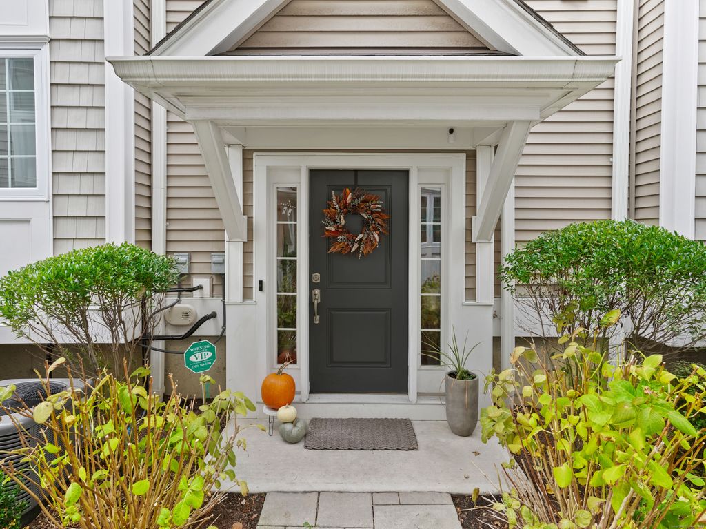 91 West Broad Street 11, Stamford, CT 06902