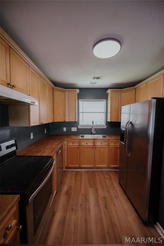 464 Park Lake Drive, Montgomery, AL 36117