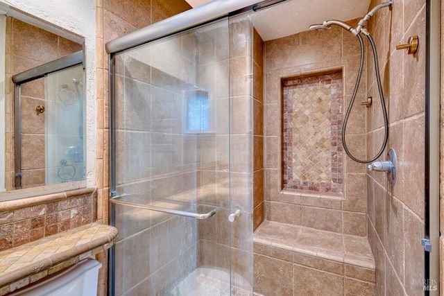 101 H Ln, Novato, CA 94945