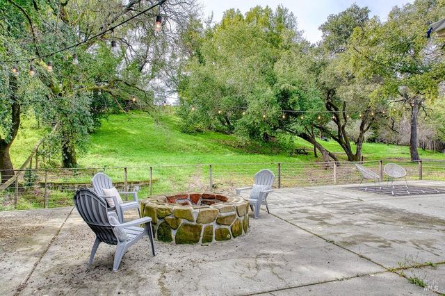 101 H Ln, Novato, CA 94945