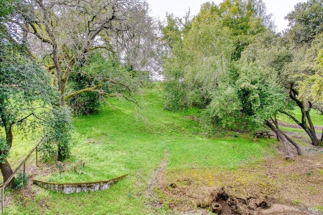 101 H Ln, Novato, CA 94945