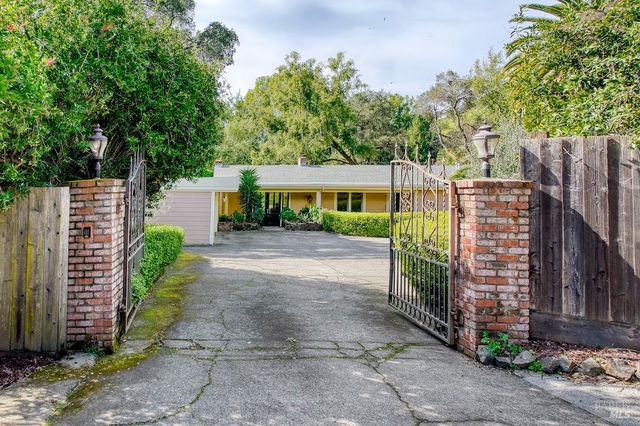 101 H Ln, Novato, CA 94945