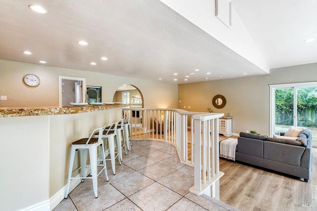 101 H Ln, Novato, CA 94945