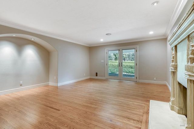 101 H Ln, Novato, CA 94945