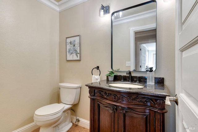 101 H Ln, Novato, CA 94945