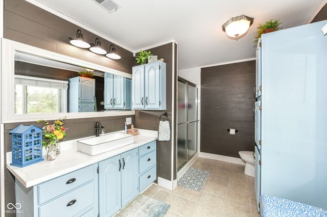 3810 S Walnut Bend, Marion, IN 46953