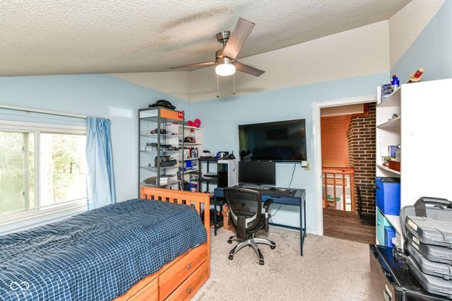 3810 S Walnut Bend, Marion, IN 46953