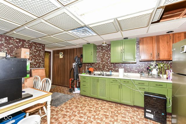 3810 S Walnut Bend, Marion, IN 46953