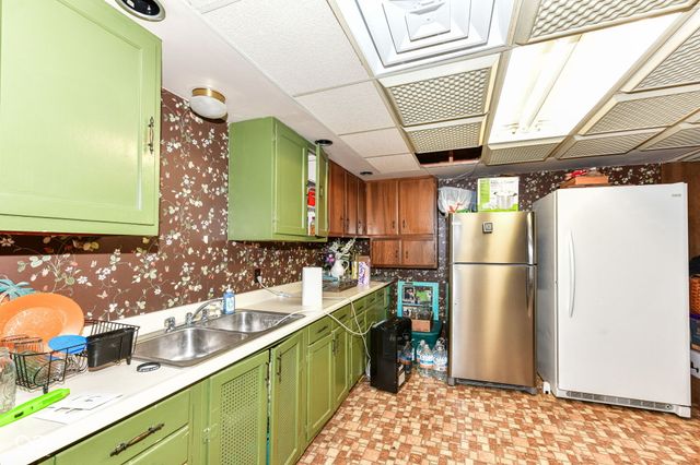 3810 S Walnut Bend, Marion, IN 46953