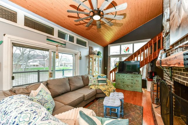 3810 S Walnut Bend, Marion, IN 46953