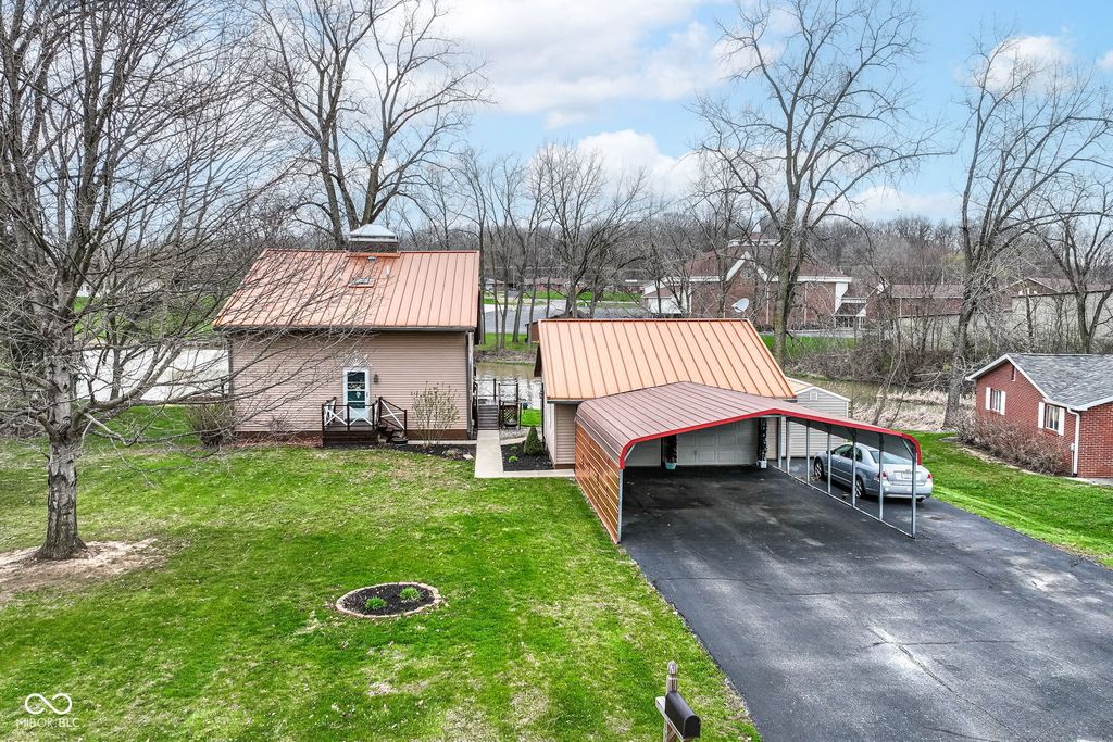 3810 S Walnut Bend, Marion, IN 46953