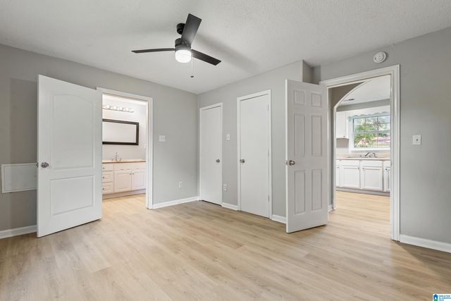 1421 26TH AVENUE, Hueytown, AL 35023