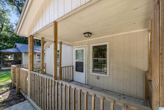 1421 26TH AVENUE, Hueytown, AL 35023