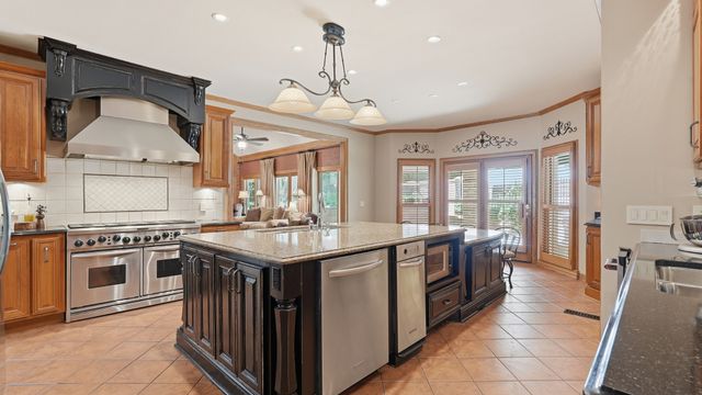 100 Qualls Ct, Springfield, TN 37172