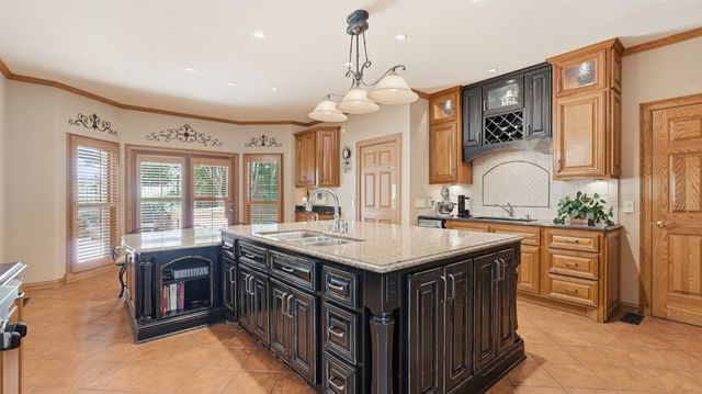 100 Qualls Ct, Springfield, TN 37172