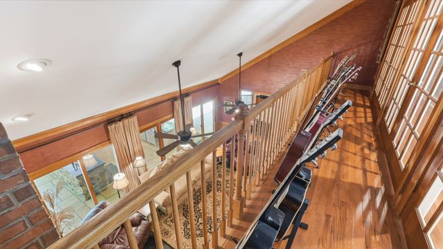 100 Qualls Ct, Springfield, TN 37172