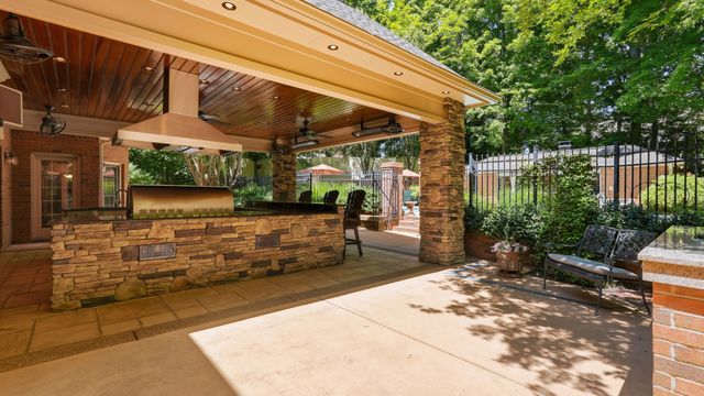 100 Qualls Ct, Springfield, TN 37172