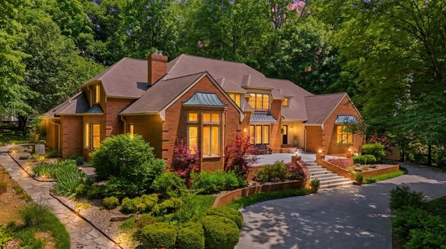 100 Qualls Ct, Springfield, TN 37172