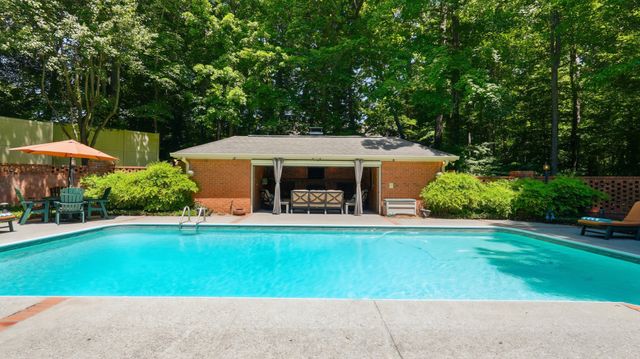 100 Qualls Ct, Springfield, TN 37172