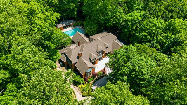 100 Qualls Ct, Springfield, TN 37172