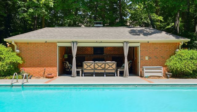100 Qualls Ct, Springfield, TN 37172