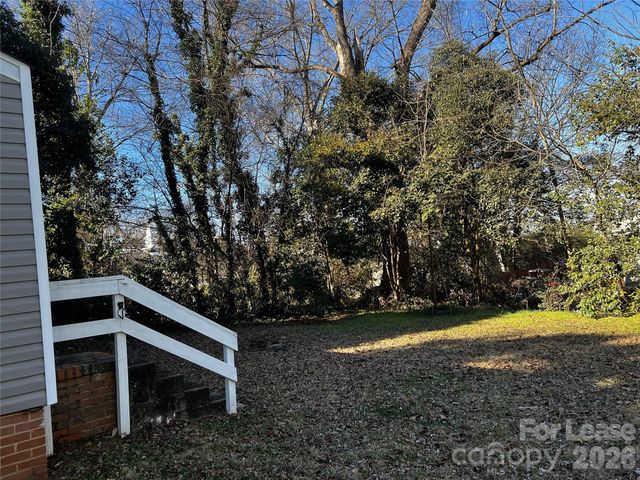 107 Turner Avenue N, Charlotte, NC 28216