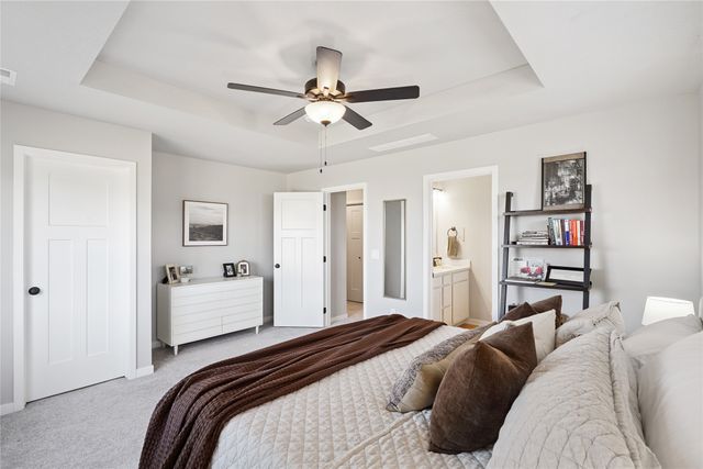 2666 SE Osier Avenue, West Des Moines, IA 50265