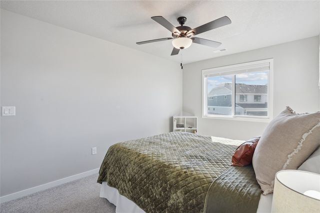 2666 SE Osier Avenue, West Des Moines, IA 50265