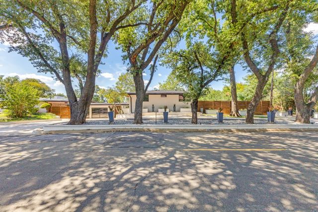 9755 Van Dyke Road, Dallas, TX 75218