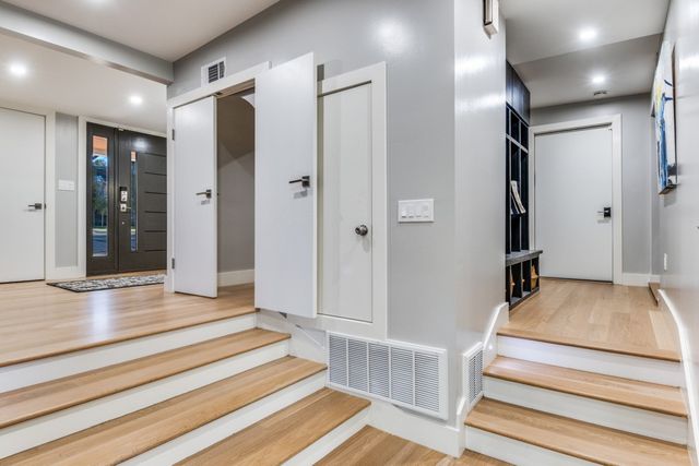 9755 Van Dyke Road, Dallas, TX 75218