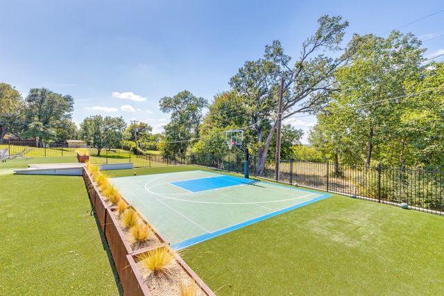 9755 Van Dyke Road, Dallas, TX 75218